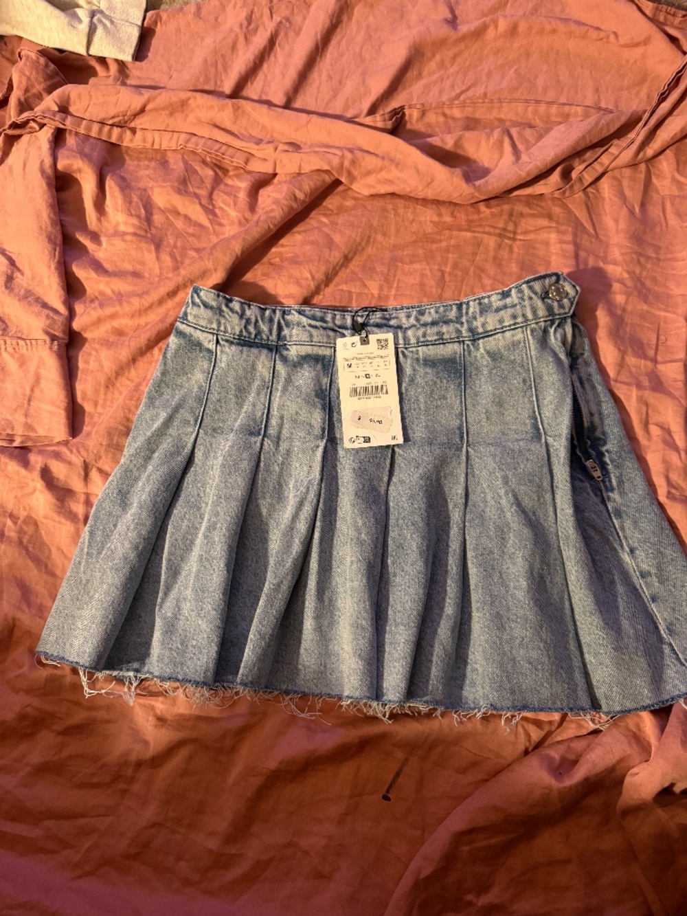 Zara Blue denim mini skirt with frayed hem